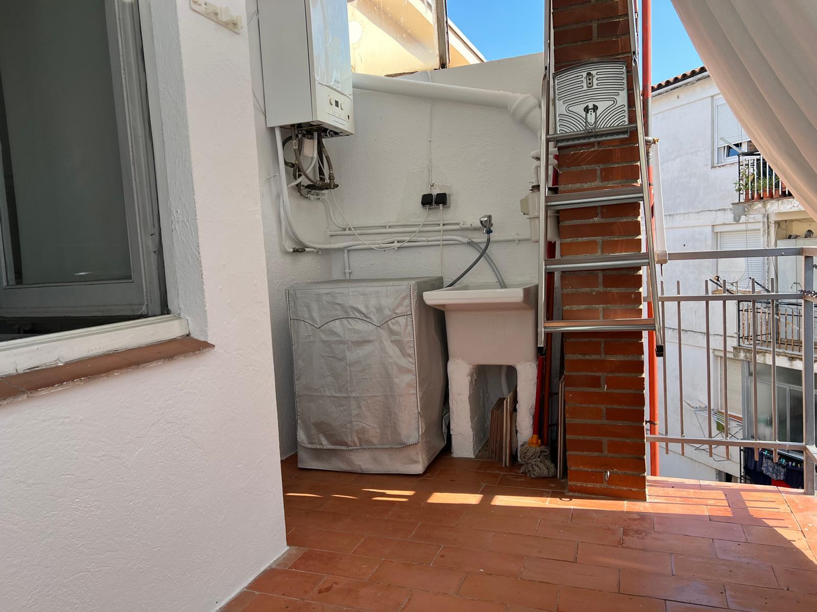 Imagen 5 Piso en venta en Girona / Pis de 66m2 a prop de l´estació de tren - bus de Girona