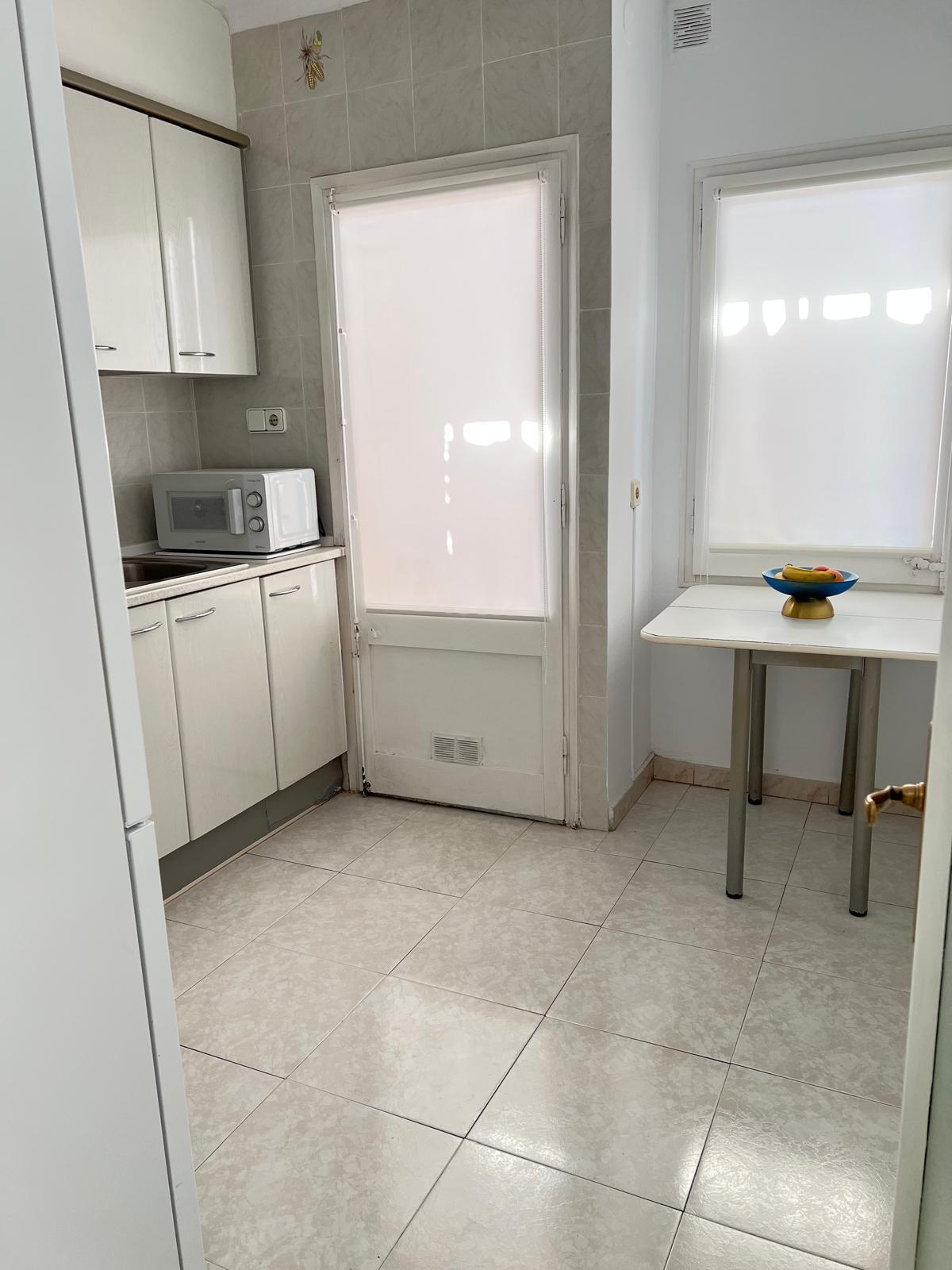 Imagen 6 Piso en venta en Girona / Pis de 66m2 a prop de l´estació de tren - bus de Girona