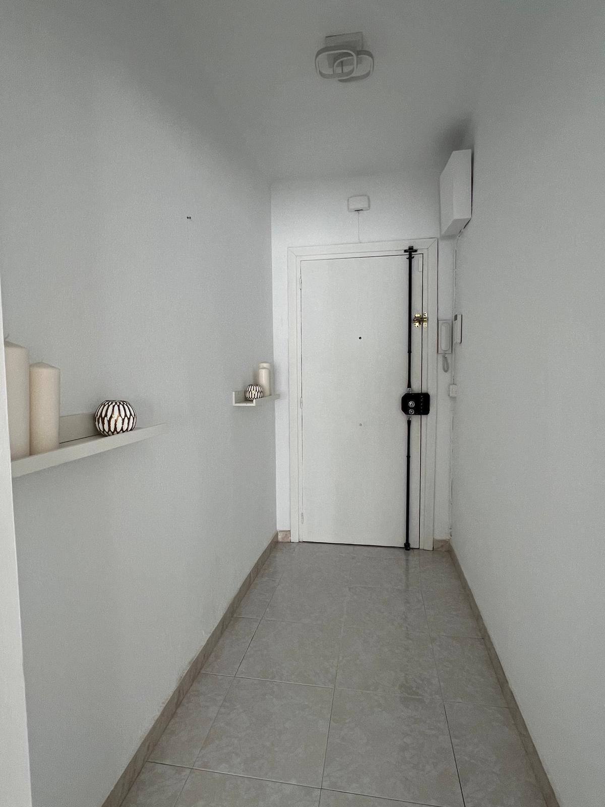 Imagen 8 Piso en venta en Girona / Pis de 66m2 a prop de l´estació de tren - bus de Girona
