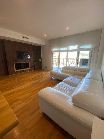Imagen 6 Inmueble 304823 - Piso en alquiler en Girona / Habitacions grans en lloguer per estudiants al centre 