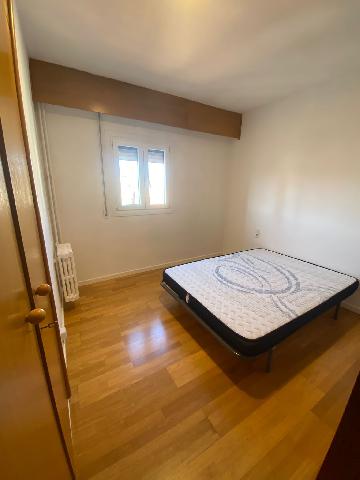 Imagen 21 Inmueble 304823 - Piso en alquiler en Girona / Habitacions grans en lloguer per estudiants al centre 