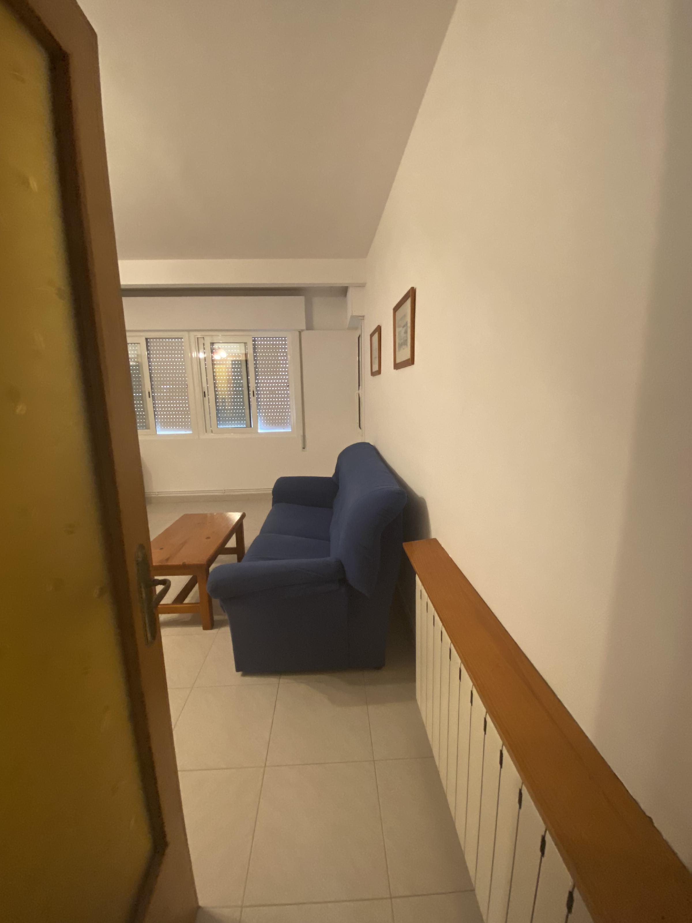 Imagen 4 Piso en alquiler en Girona / Pis de 2 habitacions al costat del Corte Ingles