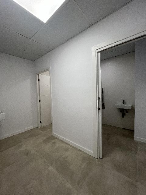 Imagen 8 Inmueble 305902 - Local Comercial en alquiler en Cassà De La Selva / Local-oficina de 94m2 acabat de reforma...
