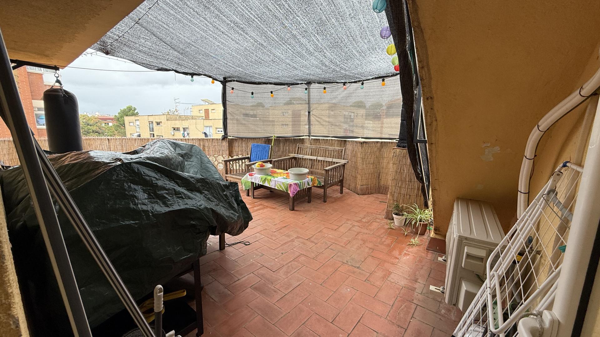 Imagen 12 Piso en venta en Esplugues De Llobregat / Junto Parque de Can Vidalet