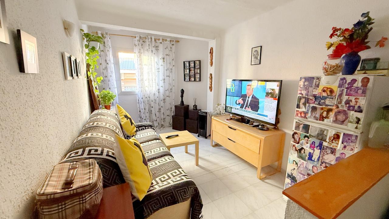 Imagen 5 Piso en venta en Esplugues De Llobregat / Junto Parque de Can Vidalet