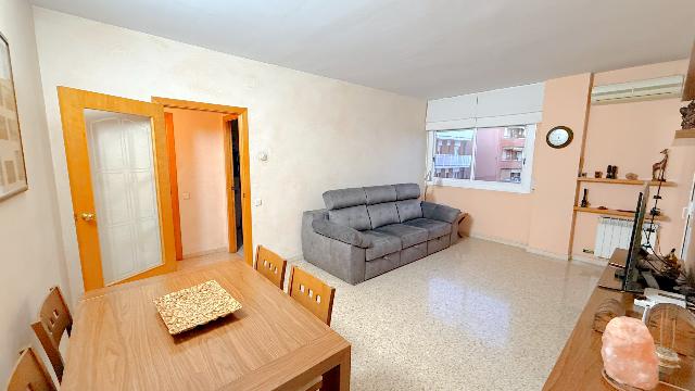Imagen 6 Inmueble 299220 - Piso en venta en Cornellà De Llobregat / Junto Can Mercader