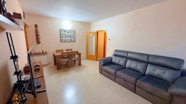 Imagen 7 Inmueble 299220 - Piso en venta en Cornellà De Llobregat / Junto Can Mercader