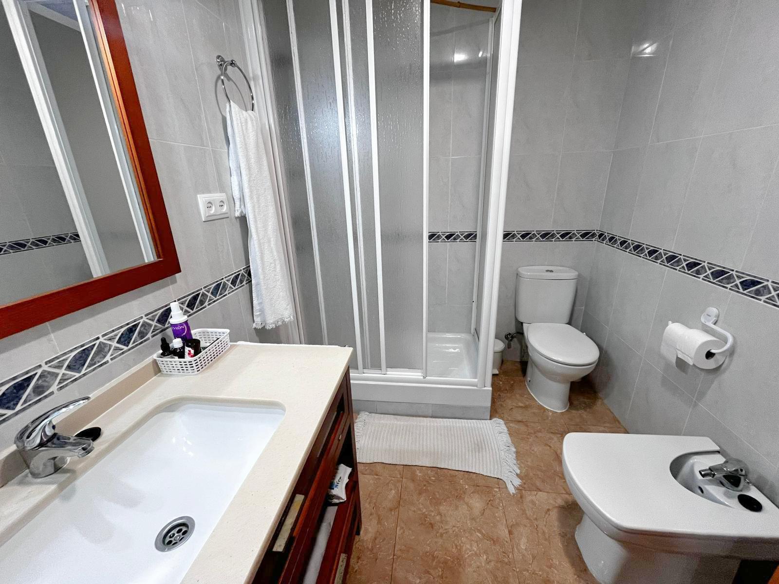 Imagen 3 Piso en venta en Prat De Llobregat El / Junto Jardins de la Noguera