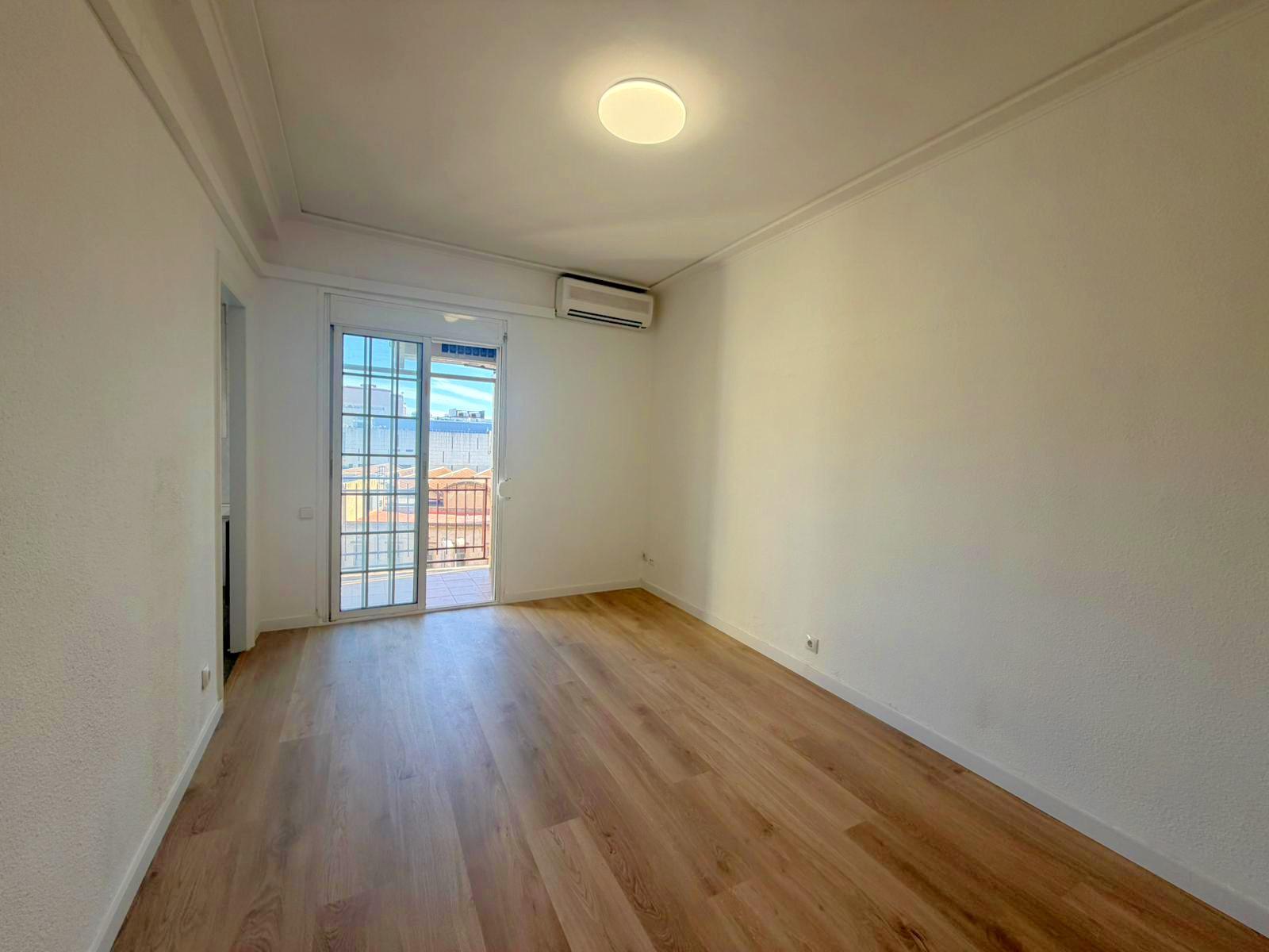 Imagen 9 Piso en venta en Hospitalet De Llobregat L´ / Junto Rambla Just Oliveras