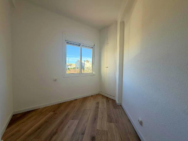 Imagen 23 Inmueble 300350 - Piso en venta en Hospitalet De Llobregat (L´) / Junto Rambla Just Oliveras