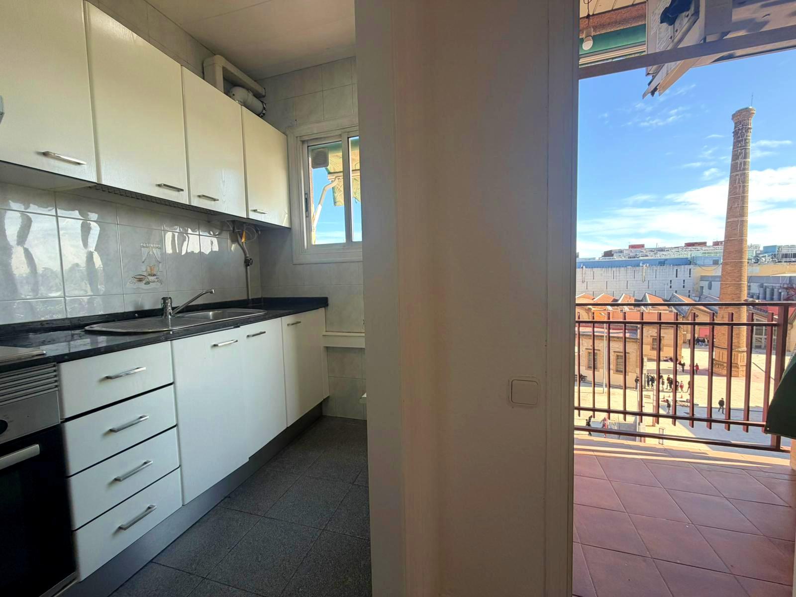 Imagen 15 Piso en venta en Hospitalet De Llobregat L´ / Junto Rambla Just Oliveras
