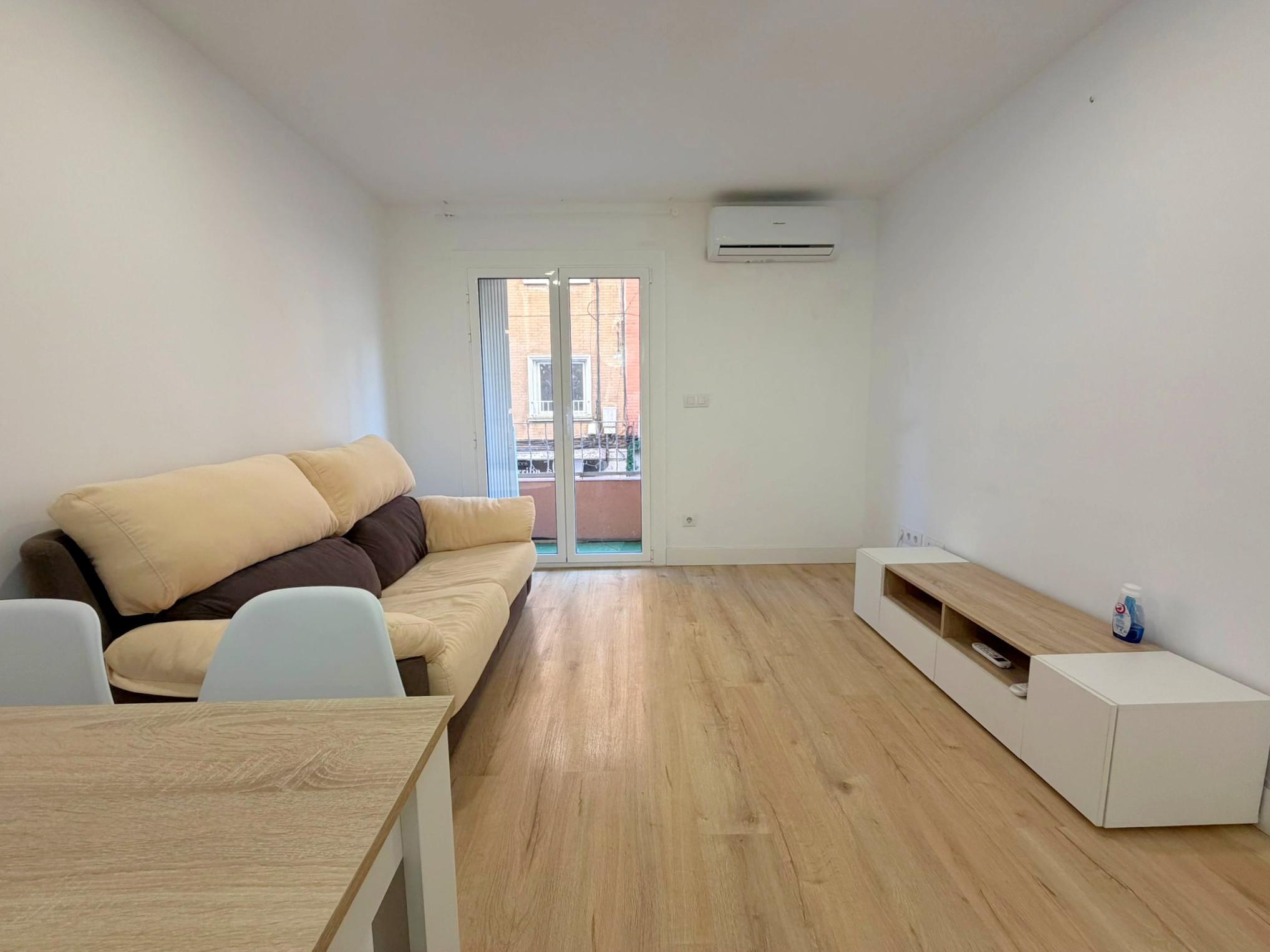Imagen 6 Piso en venta en Hospitalet De Llobregat L´ / Junto Mercado de Collblanc