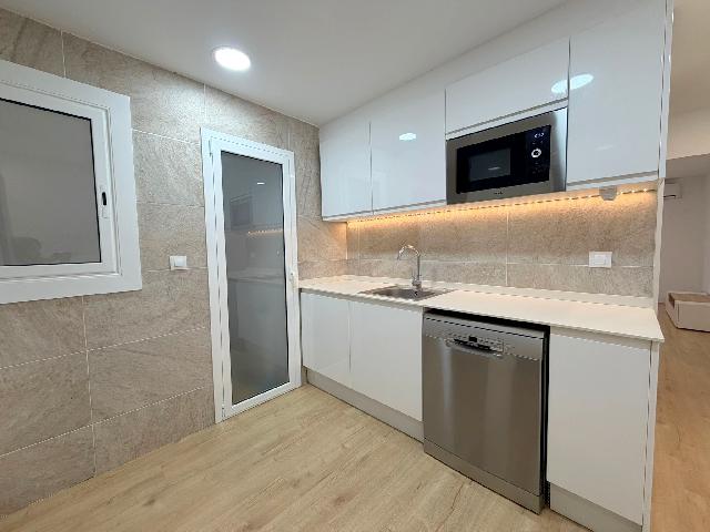 Imagen 12 Inmueble 300374 - Piso en venta en Hospitalet De Llobregat (L´) / Junto Mercado de Collblanc