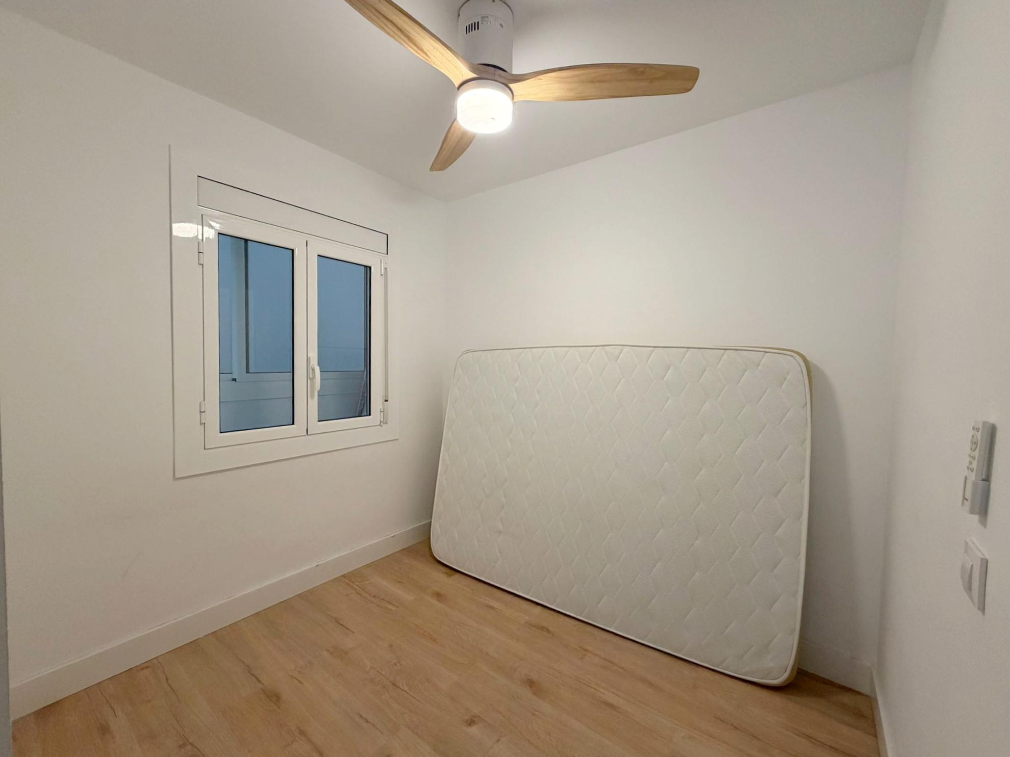 Imagen 21 Piso en venta en Hospitalet De Llobregat L´ / Junto Mercado de Collblanc