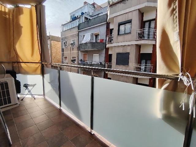 Imagen 2 Inmueble 300437 - Piso en venta en Hospitalet De Llobregat (L´) / Junto metro L1 Santa Eulalia