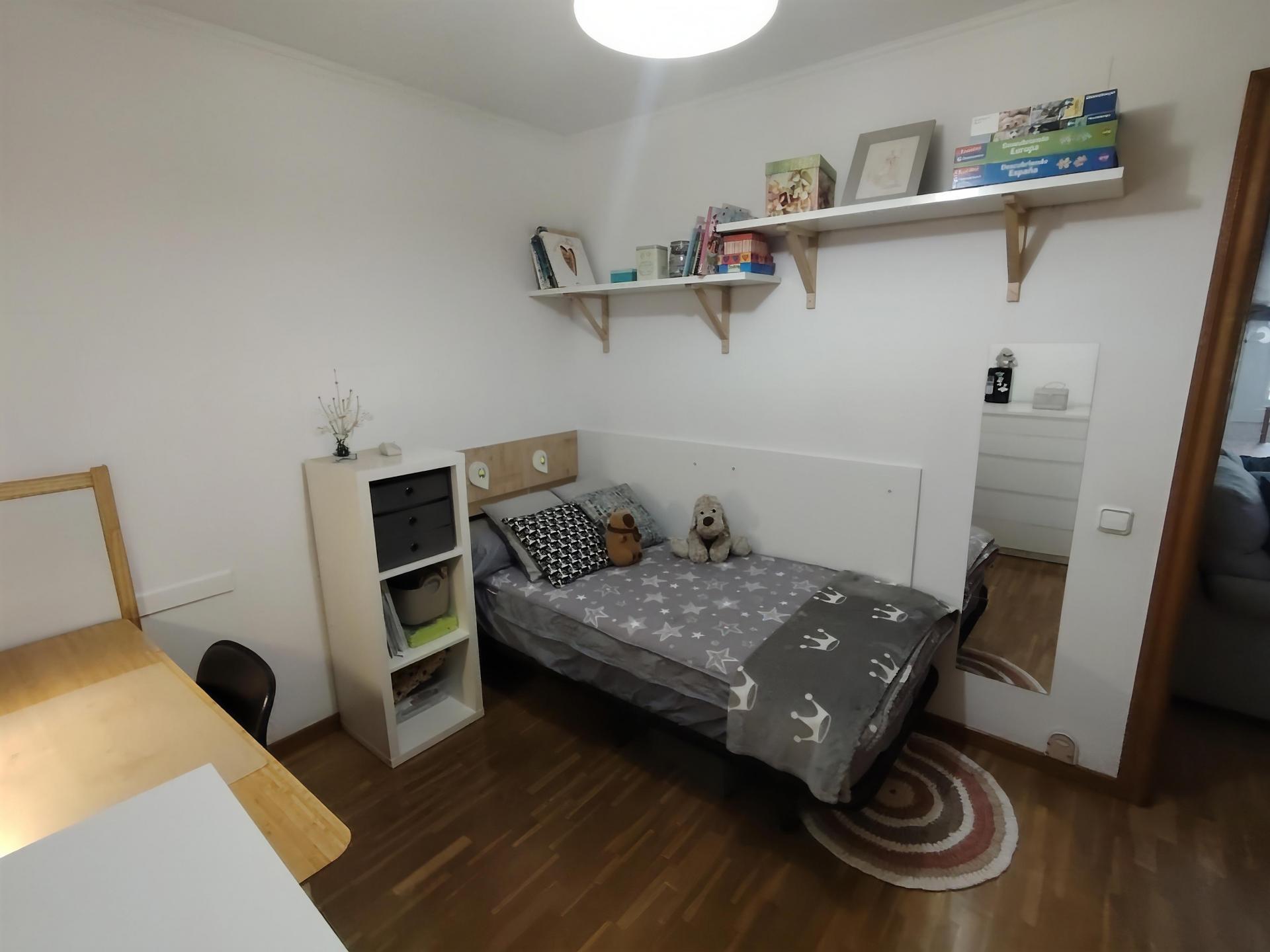 Imagen 13 Piso en venta en Hospitalet De Llobregat L´ / Junto metro L1 Santa Eulalia