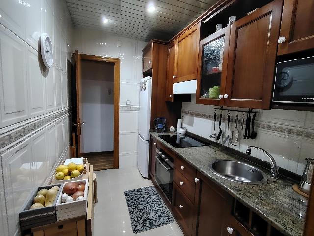 Imagen 16 Inmueble 300437 - Piso en venta en Hospitalet De Llobregat (L´) / Junto metro L1 Santa Eulalia