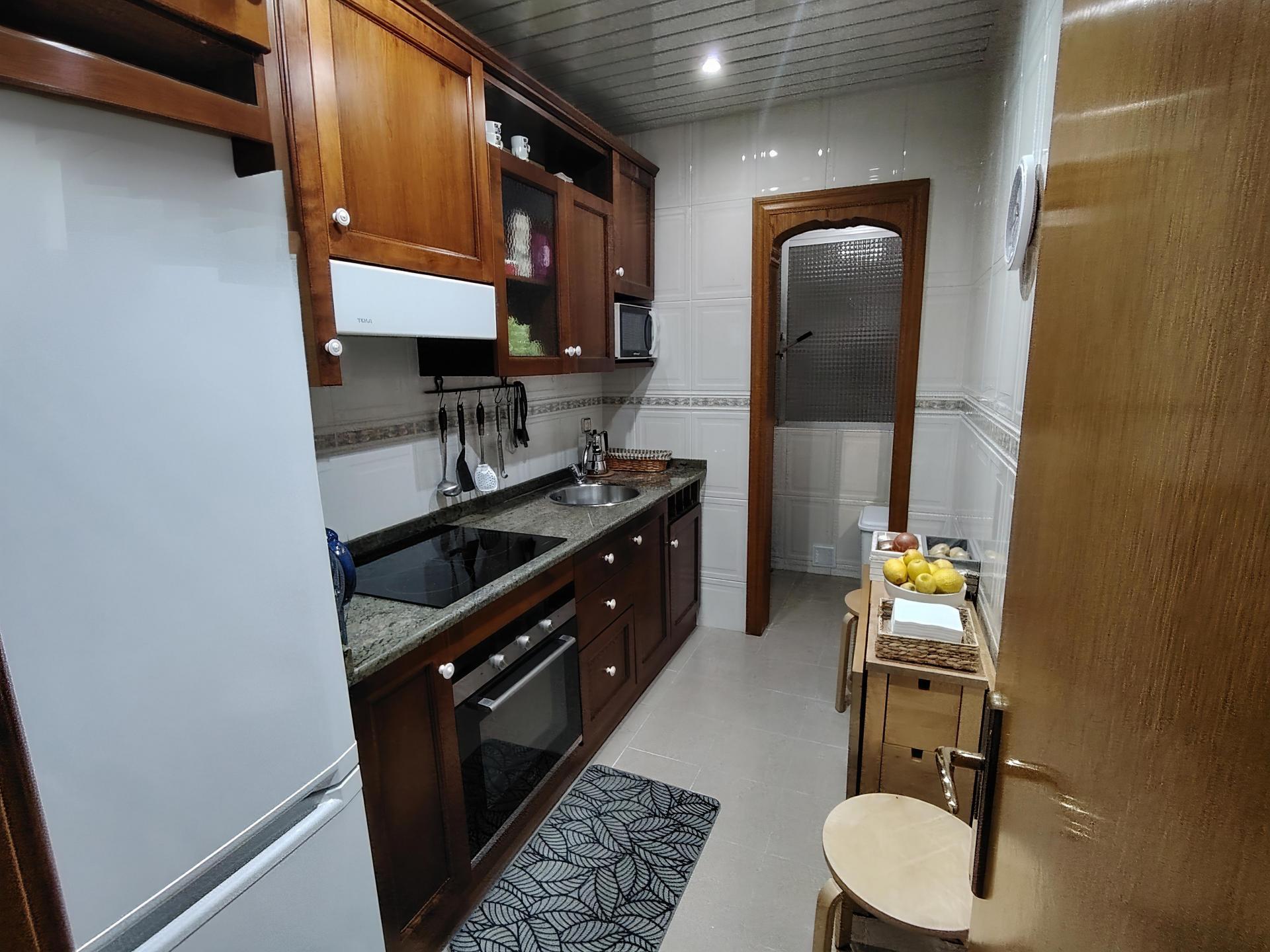 Imagen 24 Piso en venta en Hospitalet De Llobregat L´ / Junto metro L1 Santa Eulalia