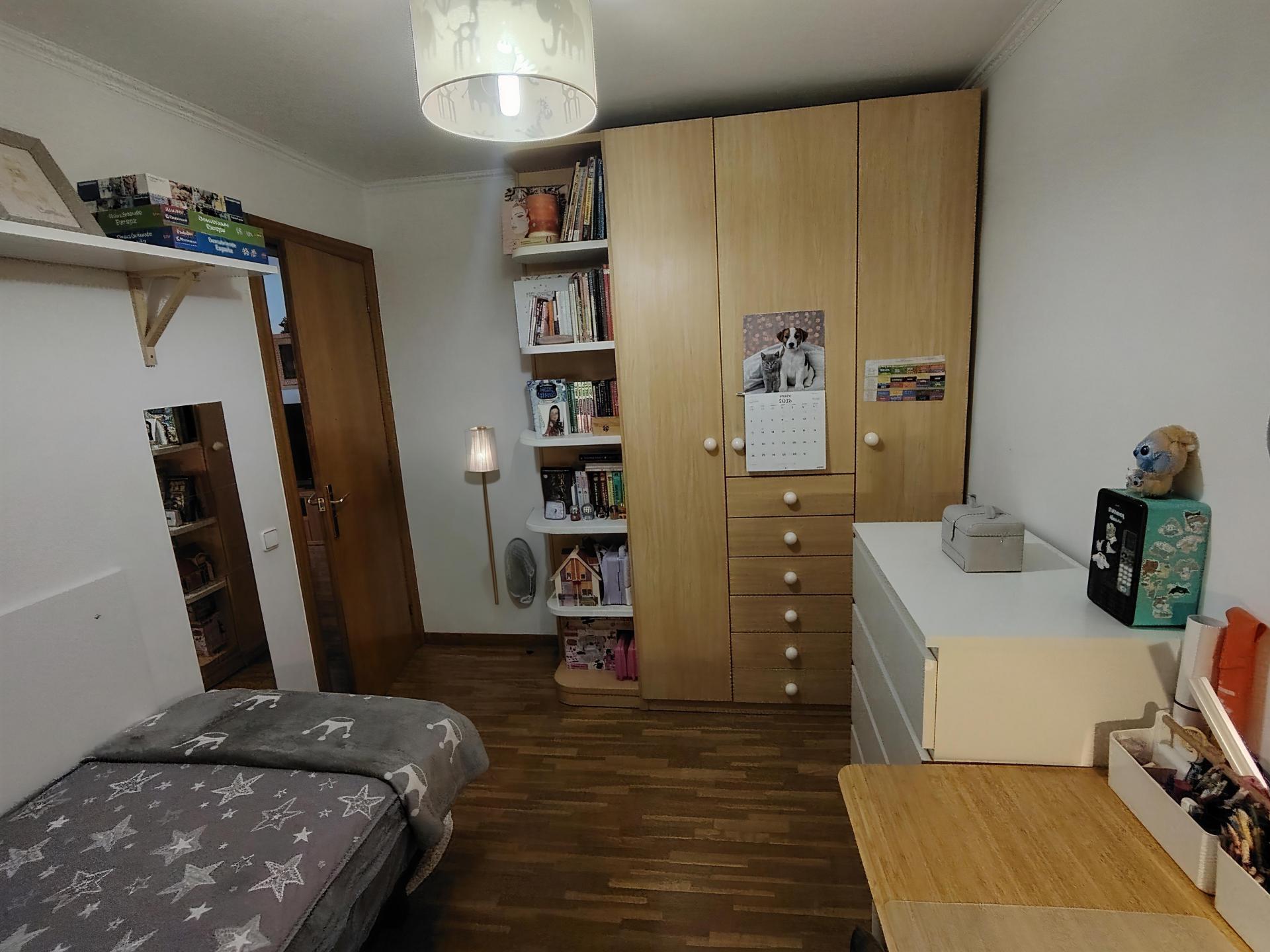 Imagen 26 Piso en venta en Hospitalet De Llobregat L´ / Junto metro L1 Santa Eulalia