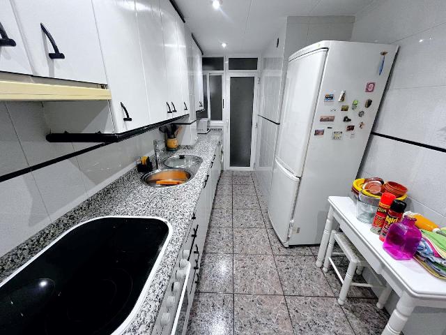 Imagen 3 Inmueble 300438 - Piso en venta en Prat De Llobregat (El) / Junto Pompeu Fabra