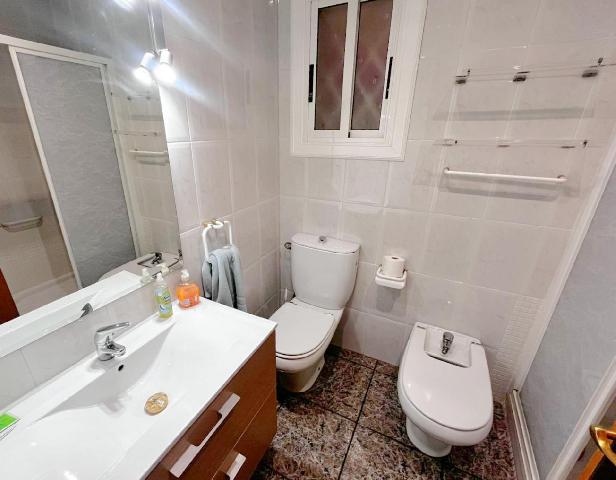 Imagen 4 Inmueble 300438 - Piso en venta en Prat De Llobregat (El) / Junto Pompeu Fabra