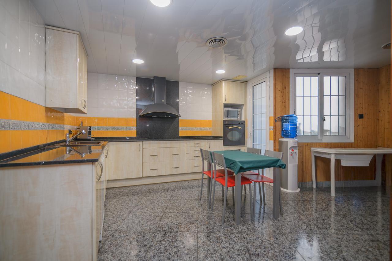 Imagen 4 Piso en venta en Hospitalet De Llobregat L´ / Junto Rambla Just Oliveras