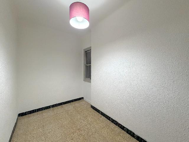Imagen 16 Inmueble 300745 - Piso en venta en Hospitalet De Llobregat (L´) / Junto Metro L1 Santa Eulalia