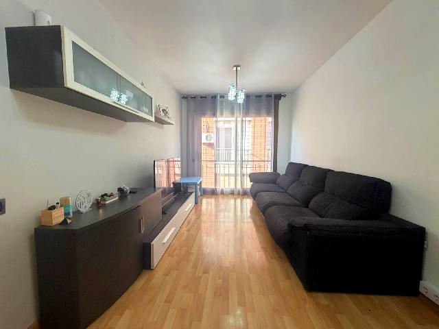 Imagen 2 Inmueble 300889 - Piso en venta en Hospitalet De Llobregat (L´) / Junto Rambla Just Oliveras