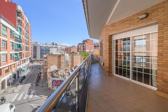 Imagen 10 Inmueble 301005 - Piso en venta en Hospitalet De Llobregat (L´) / Junto Rambla Just Oliveras