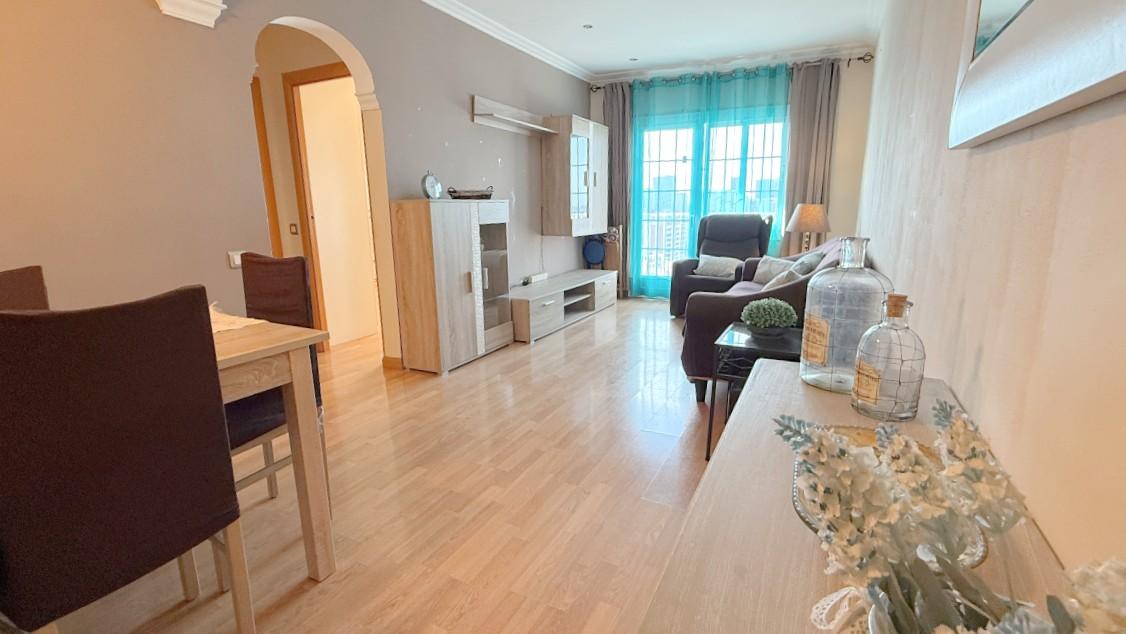 Imagen 6 Piso en venta en Hospitalet De Llobregat L´ / Junto metro L1 Santa Eulalia