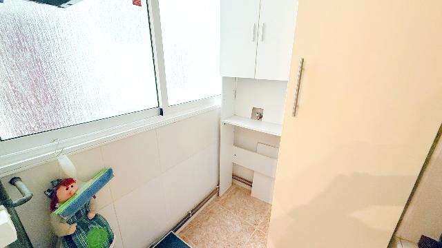 Imagen 10 Inmueble 301157 - Piso en venta en Hospitalet De Llobregat (L´) / Junto metro L1 Santa Eulalia