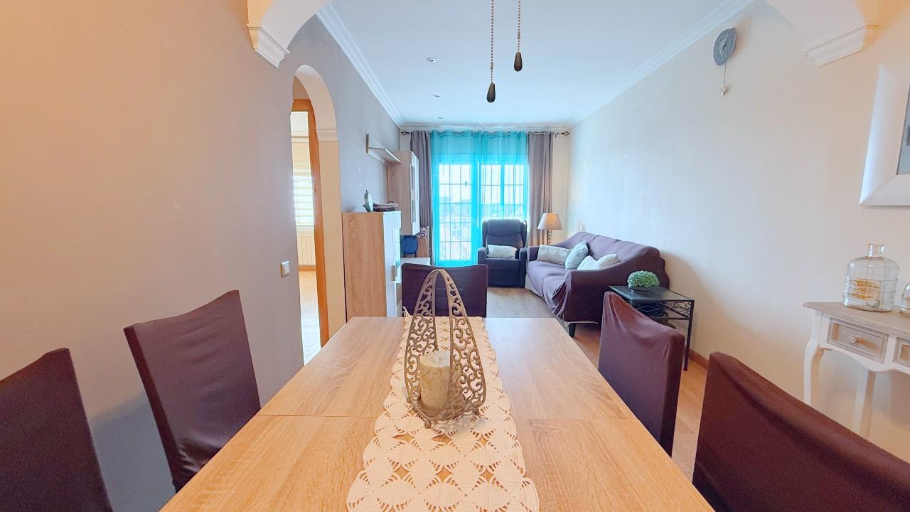 Imagen 7 Piso en venta en Hospitalet De Llobregat L´ / Junto metro L1 Santa Eulalia