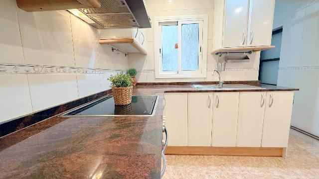 Imagen 8 Inmueble 301157 - Piso en venta en Hospitalet De Llobregat (L´) / Junto metro L1 Santa Eulalia