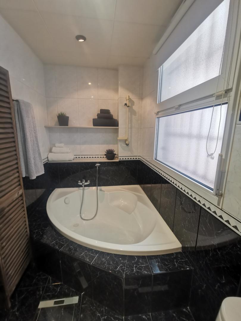 Imagen 23 Piso en venta en Cornellà De Llobregat / Rambla Anselm Clavé