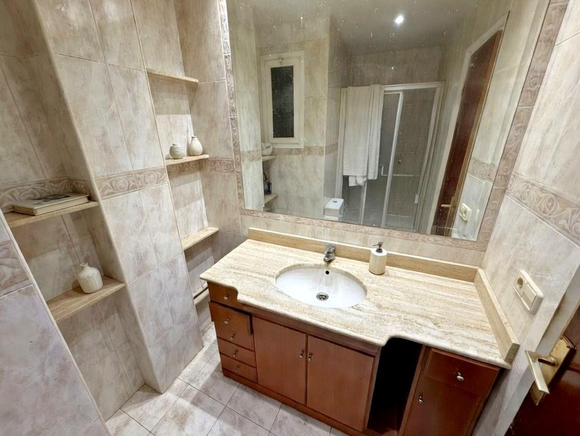 Imagen 4 Piso en venta en Prat De Llobregat El / Junto Plaça Catalunya