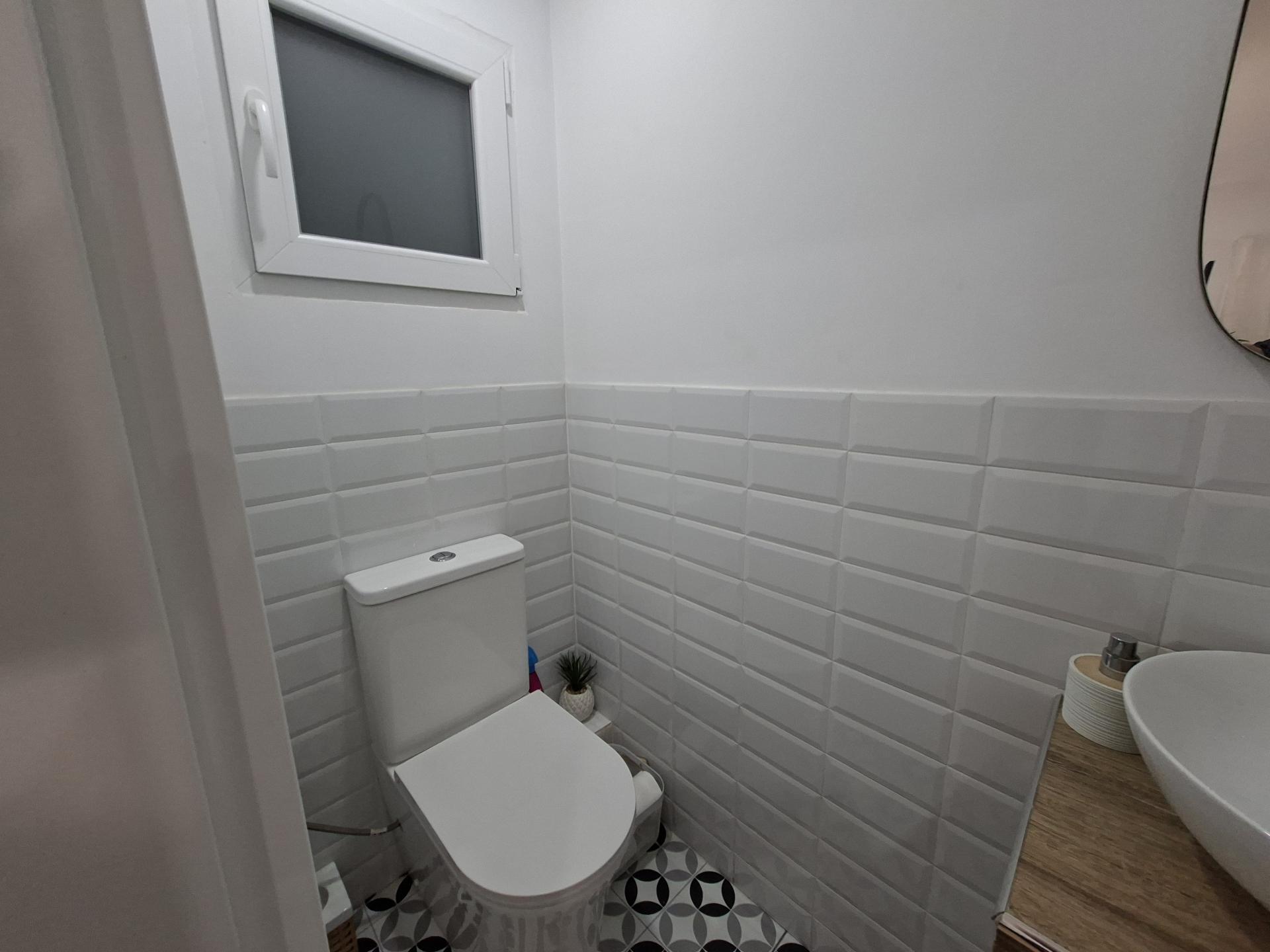 Imagen 12 Piso en venta en Esplugues De Llobregat / Junto Metro Can Vidalet