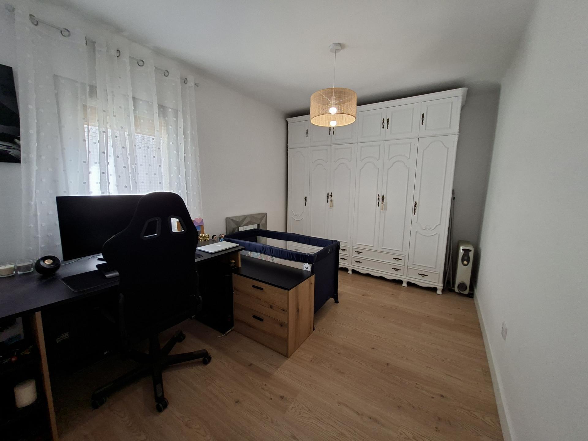 Imagen 18 Piso en venta en Esplugues De Llobregat / Junto Metro Can Vidalet