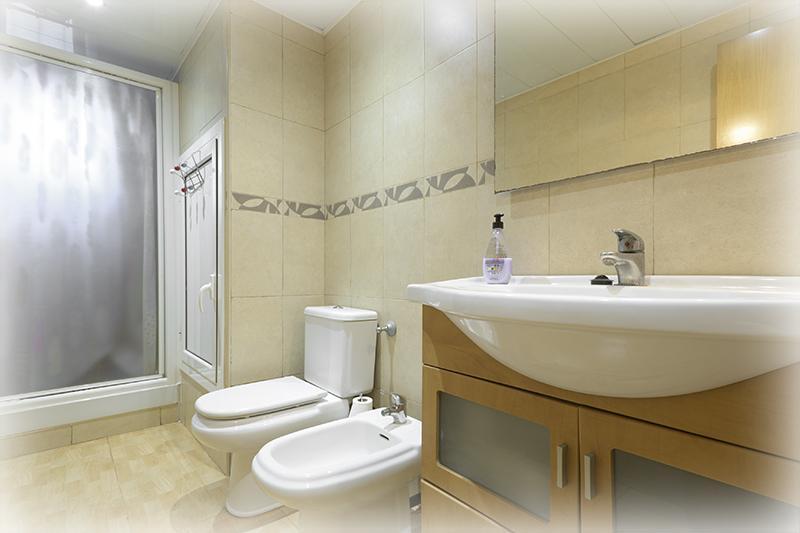 Imagen 3 Local Comercial en venta en Hospitalet De Llobregat L´ / Junto Rambla Marina