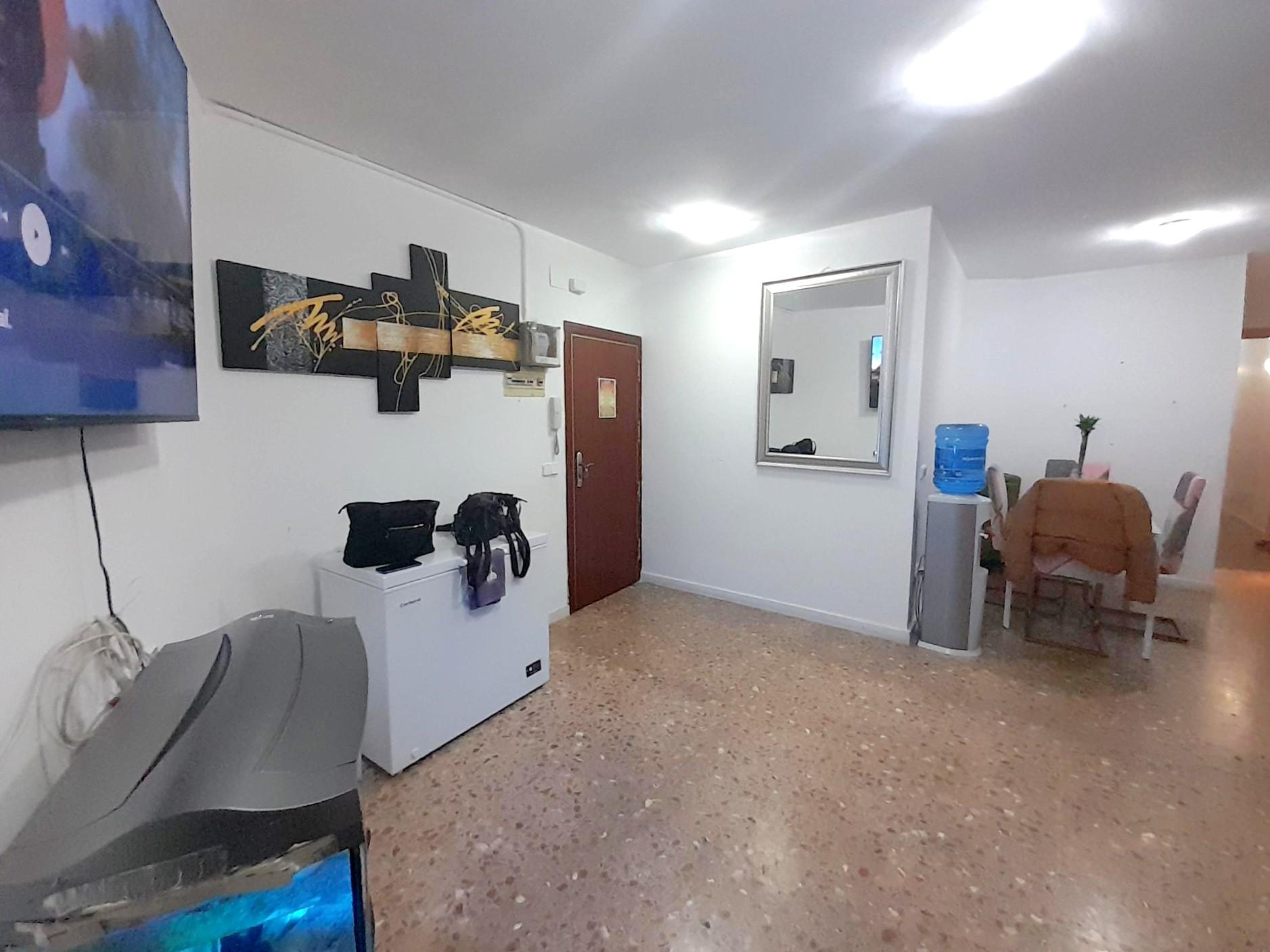 Imagen 8 Piso en venta en Hospitalet De Llobregat L´ / Junto Avda. Isabel la Católica
