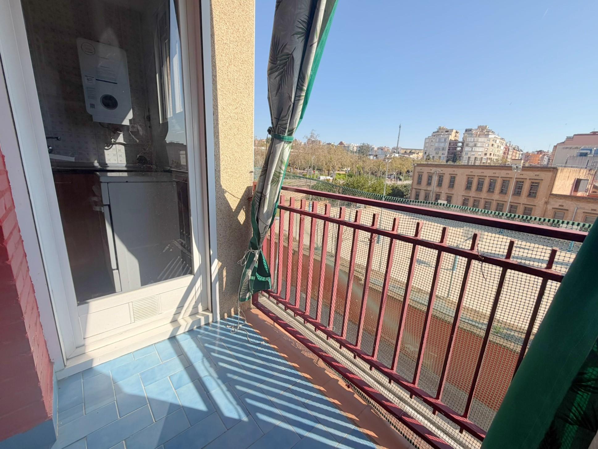 Imagen 2 Piso en venta en Hospitalet De Llobregat L´ / Junto Rambla Just Oliveras