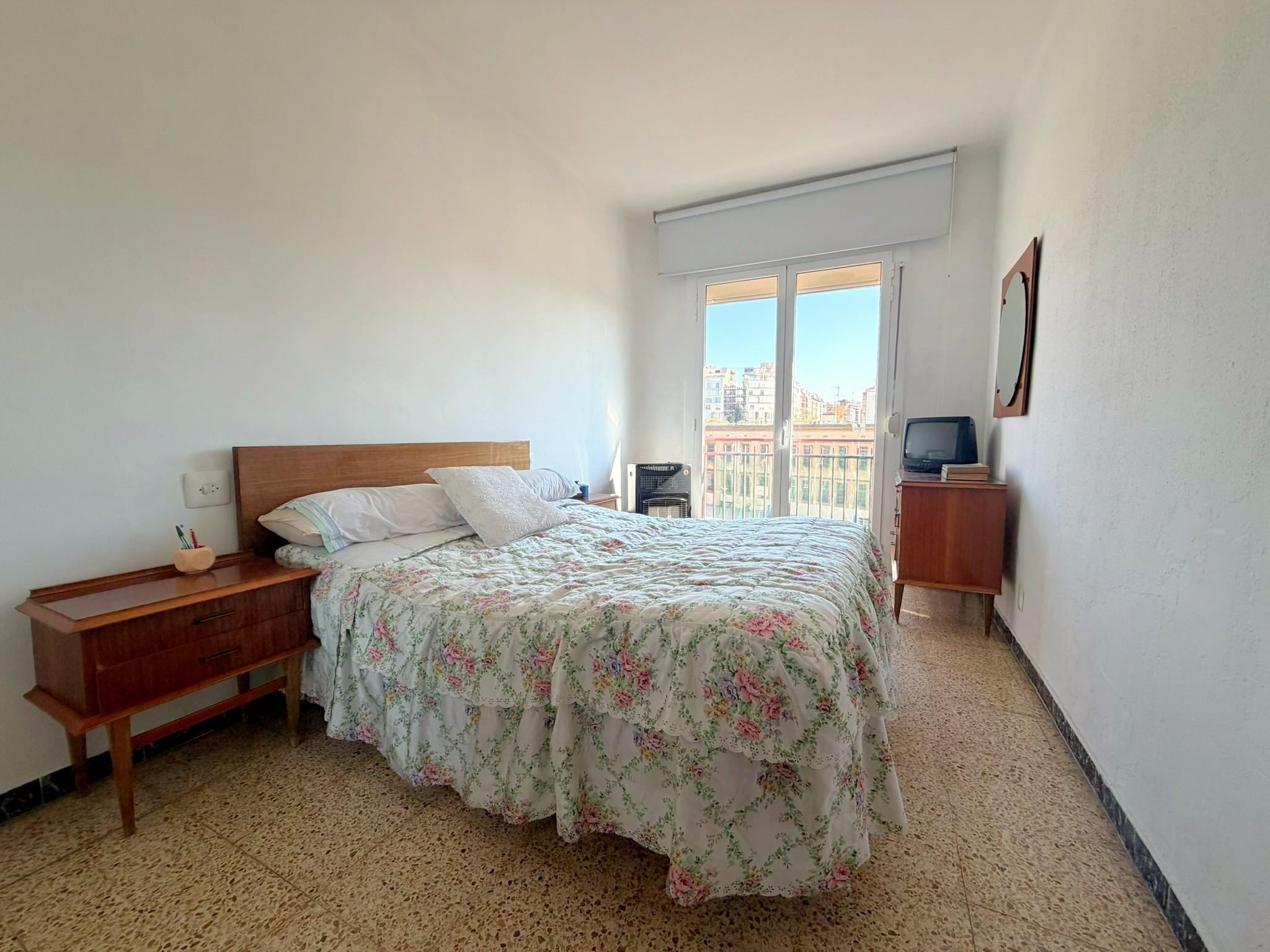 Imagen 5 Piso en venta en Hospitalet De Llobregat L´ / Junto Rambla Just Oliveras