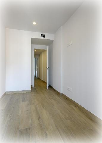 Imagen 11 Inmueble 302145 - Piso en venta en Hospitalet De Llobregat (L´) / Junto C/ Montseny