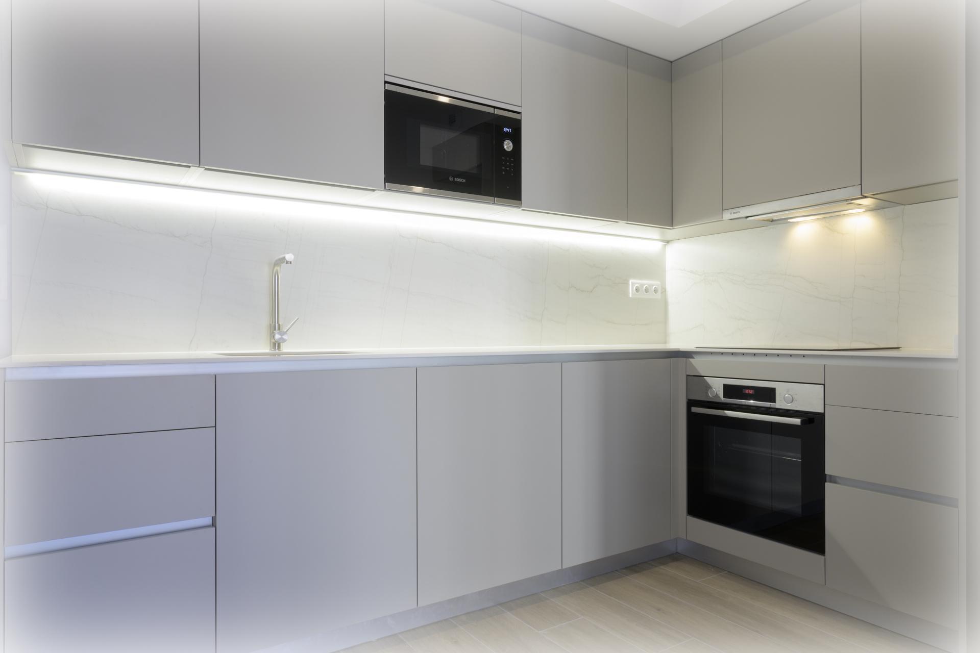 Imagen 3 Piso en venta en Hospitalet De Llobregat L´ / Junto C/ Montseny