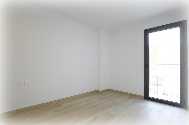 Imagen 5 Inmueble 302177 - Piso en venta en Hospitalet De Llobregat (L´) / Junto C/ Montseny