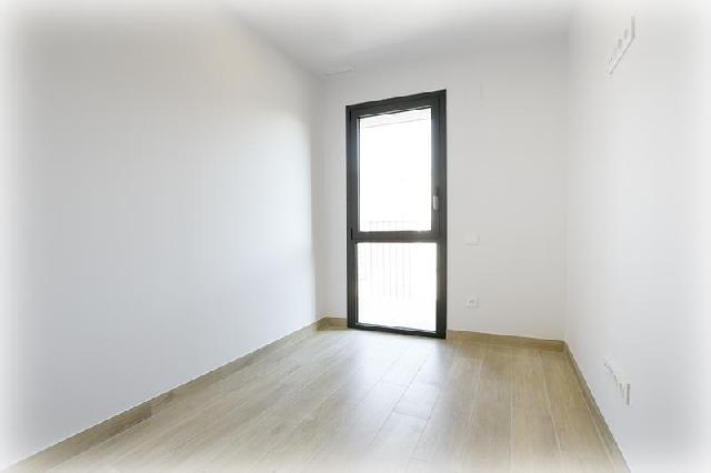Imagen 15 Inmueble 302179 - Piso en venta en Hospitalet De Llobregat (L´) / Junto C/ Montseny