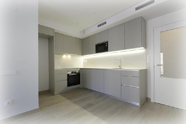 Imagen 8 Inmueble 302179 - Piso en venta en Hospitalet De Llobregat (L´) / Junto C/ Montseny