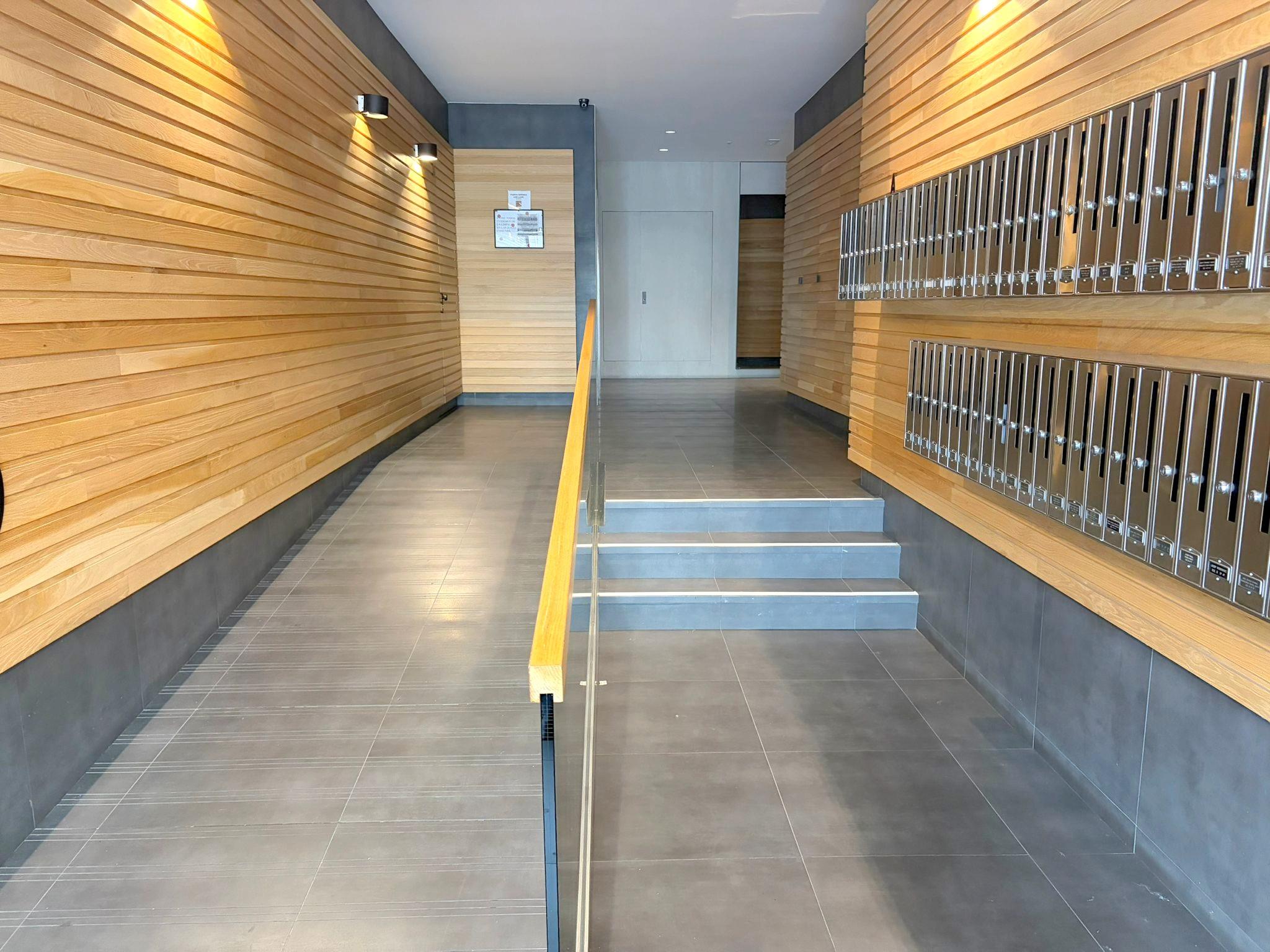 Imagen 32 Piso en venta en Hospitalet De Llobregat L´ / Junto C/ Santa Eulalia, Can Trinxet