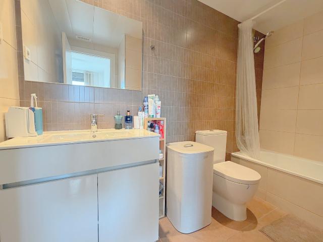 Imagen 5 Inmueble 302254 - Piso en venta en Hospitalet De Llobregat (L´) / Junto C/ Santa Eulalia, Can Trinxet