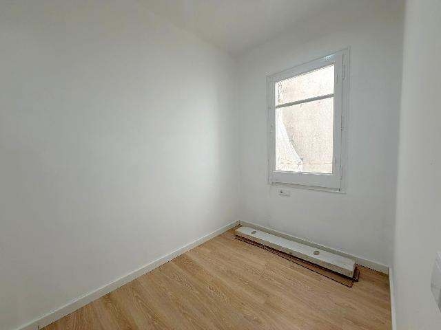 Imagen 13 Inmueble 302358 - Piso en venta en Hospitalet De Llobregat (L´) / Junto Mercado Santa Eulalia