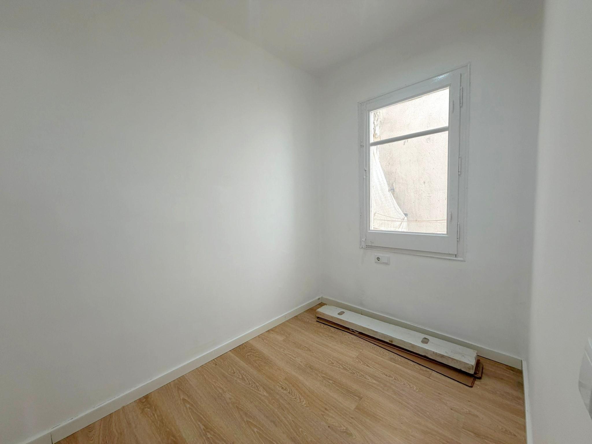 Imagen 31 Piso en venta en Hospitalet De Llobregat L´ / Junto Mercado Santa Eulalia